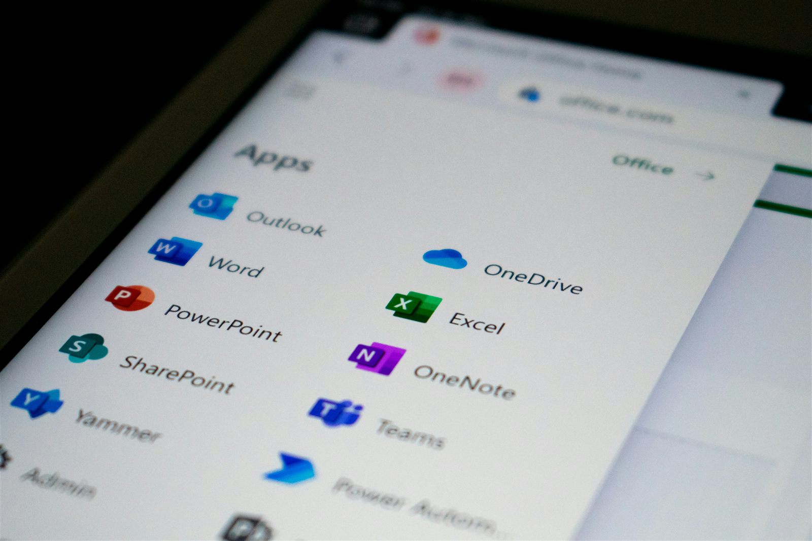 Microsoft 365 Apps – Outlook, Word, PowerPoint, SharePoint, OneDrive, Teams